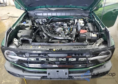 2023 Ford Bronco Base z USA, uszkodzony, nr VIN 1FMEE5BP6PLB72438